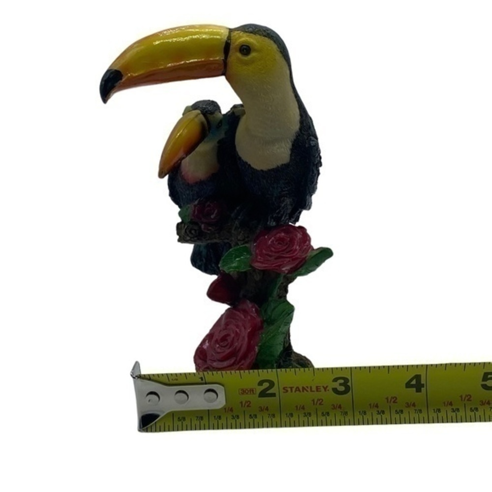 Belize Toucans with Roses Resin Figurine - Picture 7 of 8